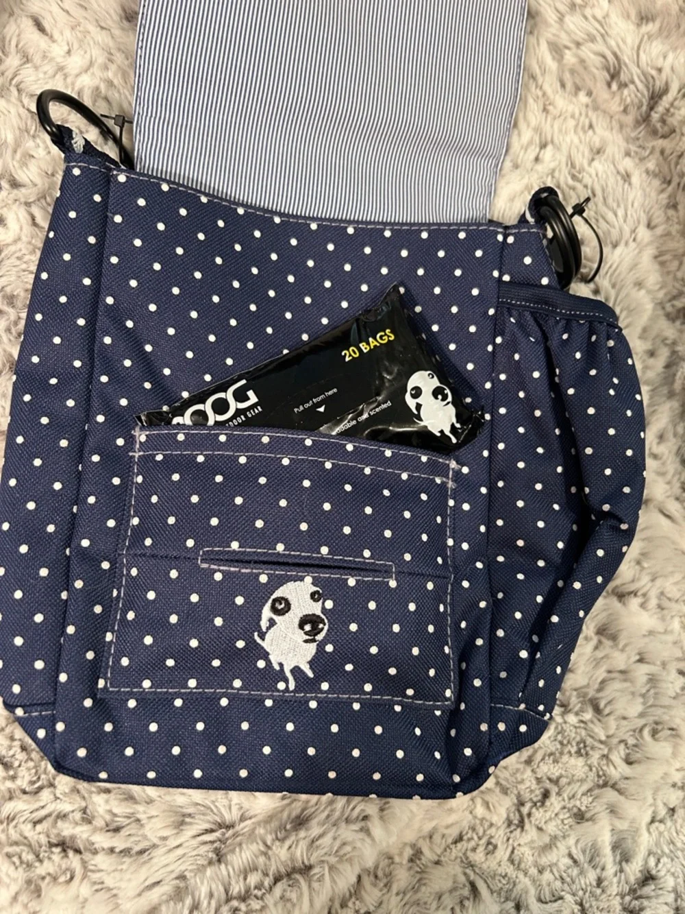 DOOG Walkie Bag - Navy Polka Dot